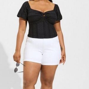 Torrid Women’s Plus Size 2 2X Black Eyelet Cotton Keyhole Off shoulder top